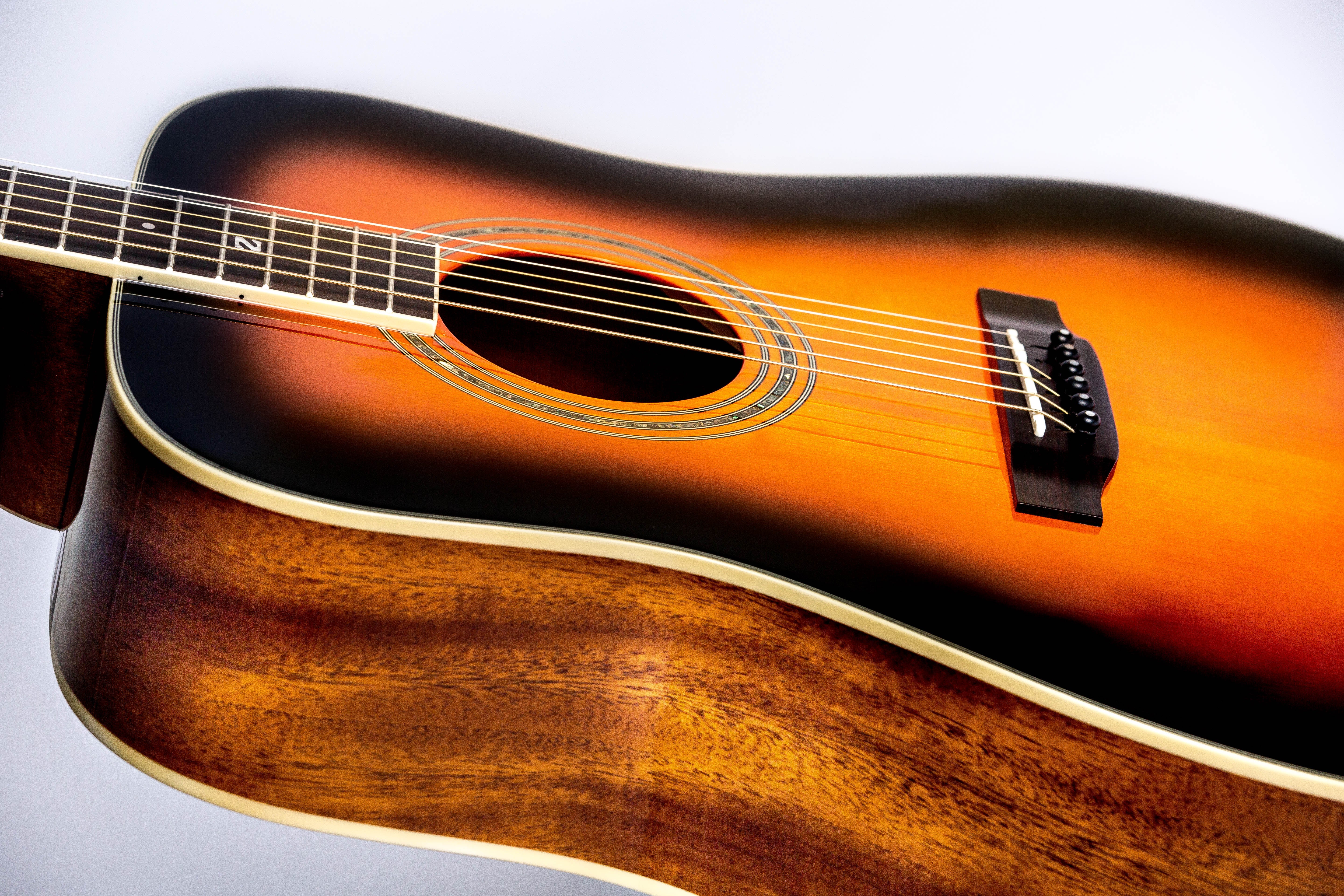 ZAD50CE Solid Spruce/Mahogany Acoustic Vintage Sunburst