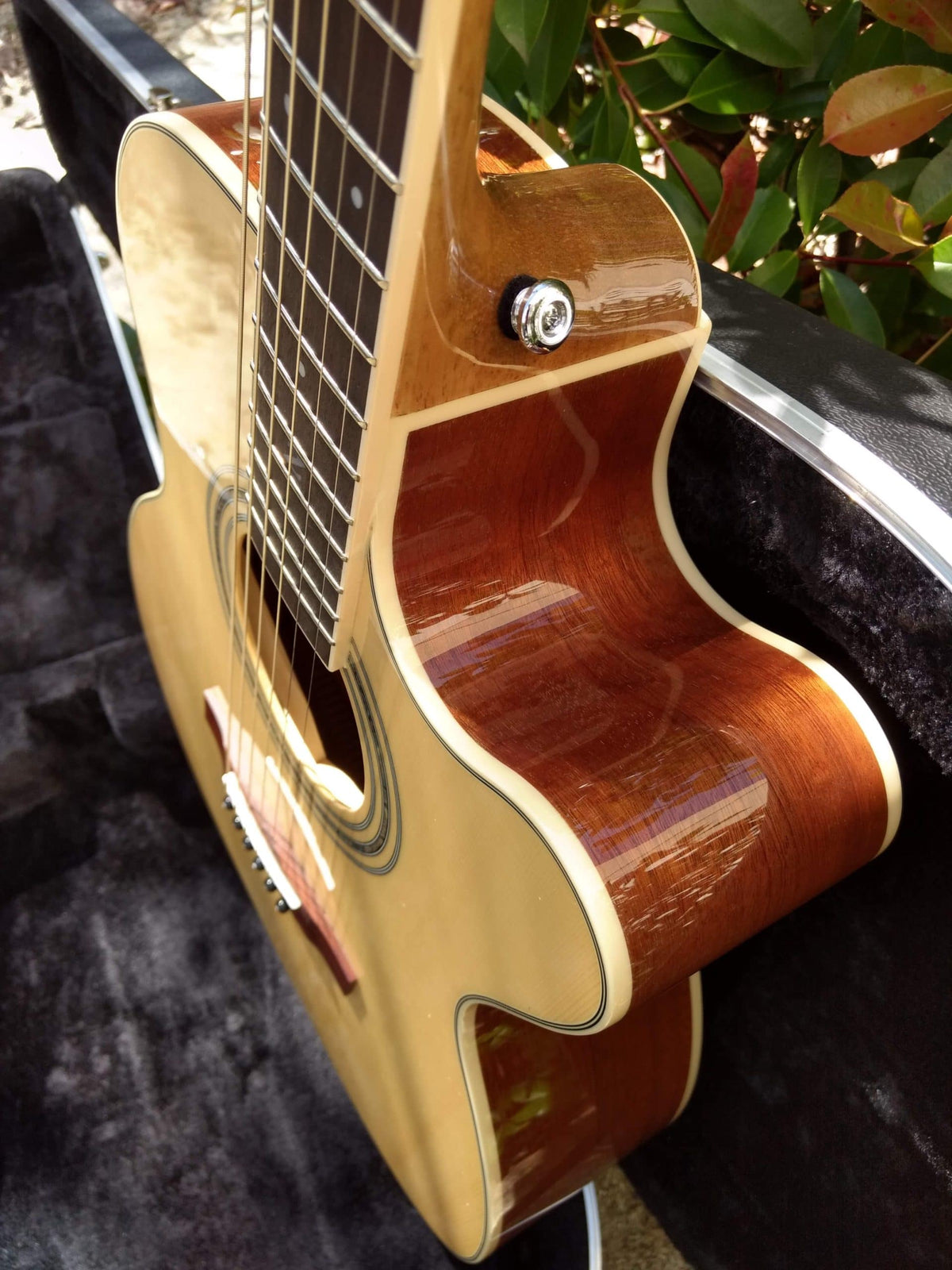 ZAD50CE Solid Spruce/Mahogany Acoustic Electric Smaller “OM” Size - DEAL OF THE DAY