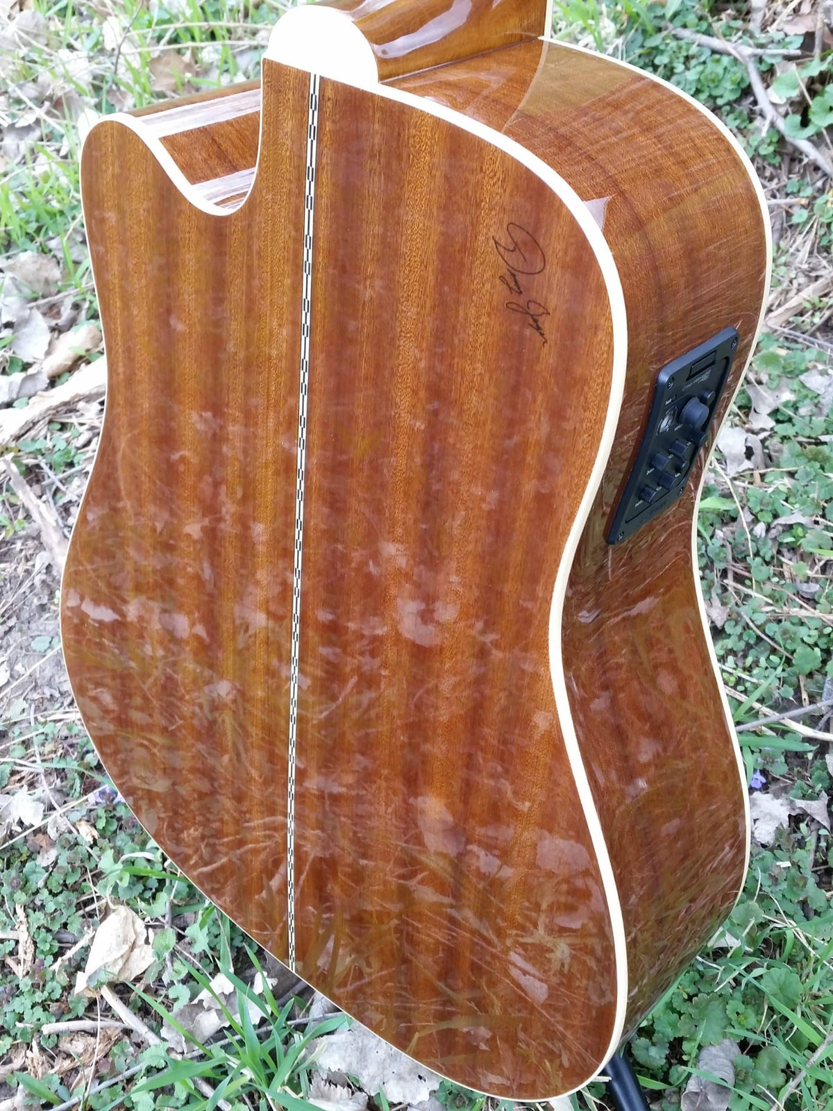 zad50ce sunburst guitar