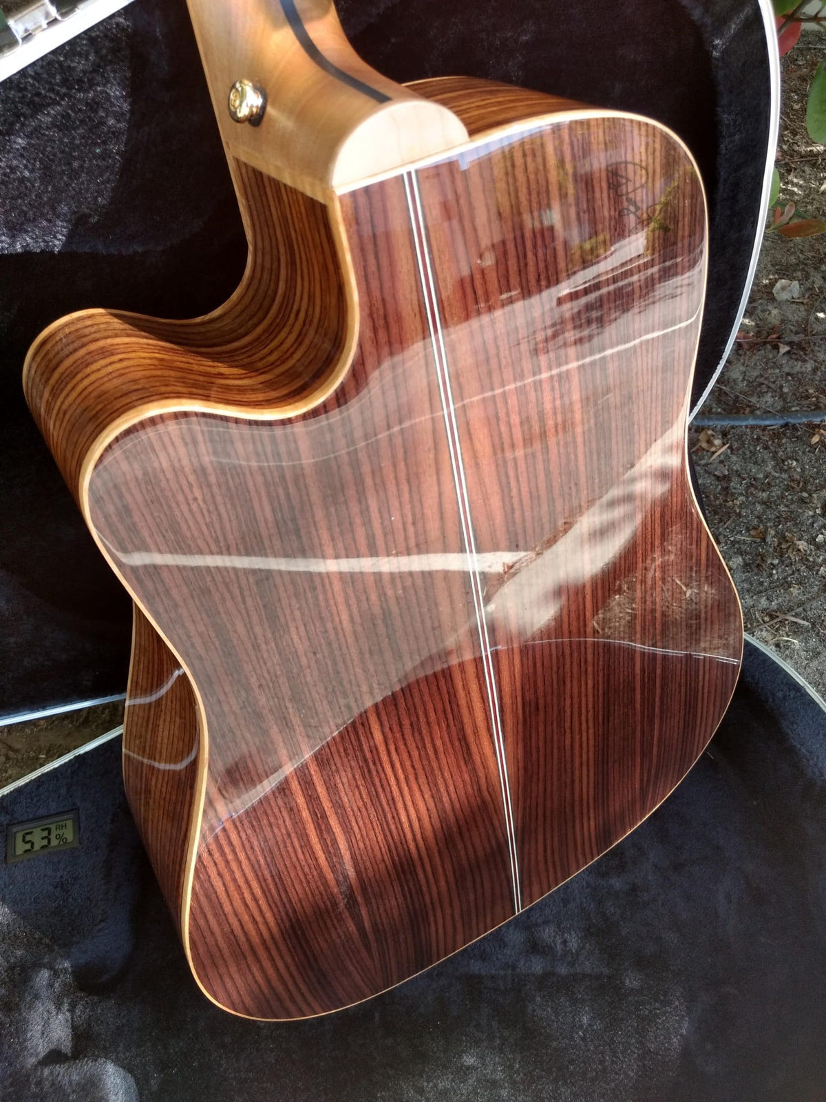 ZAD900CE 12 String Solid Spruce/Rosewood Acoustic Electric AURA Pro Series - DEAL OF THE DAY