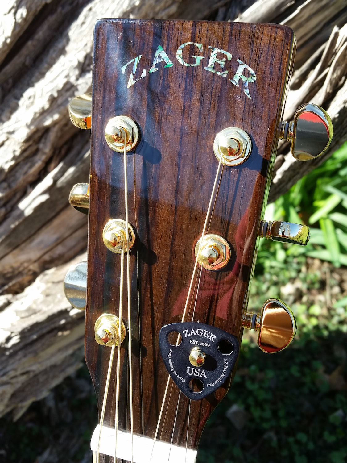no slip pick headstock