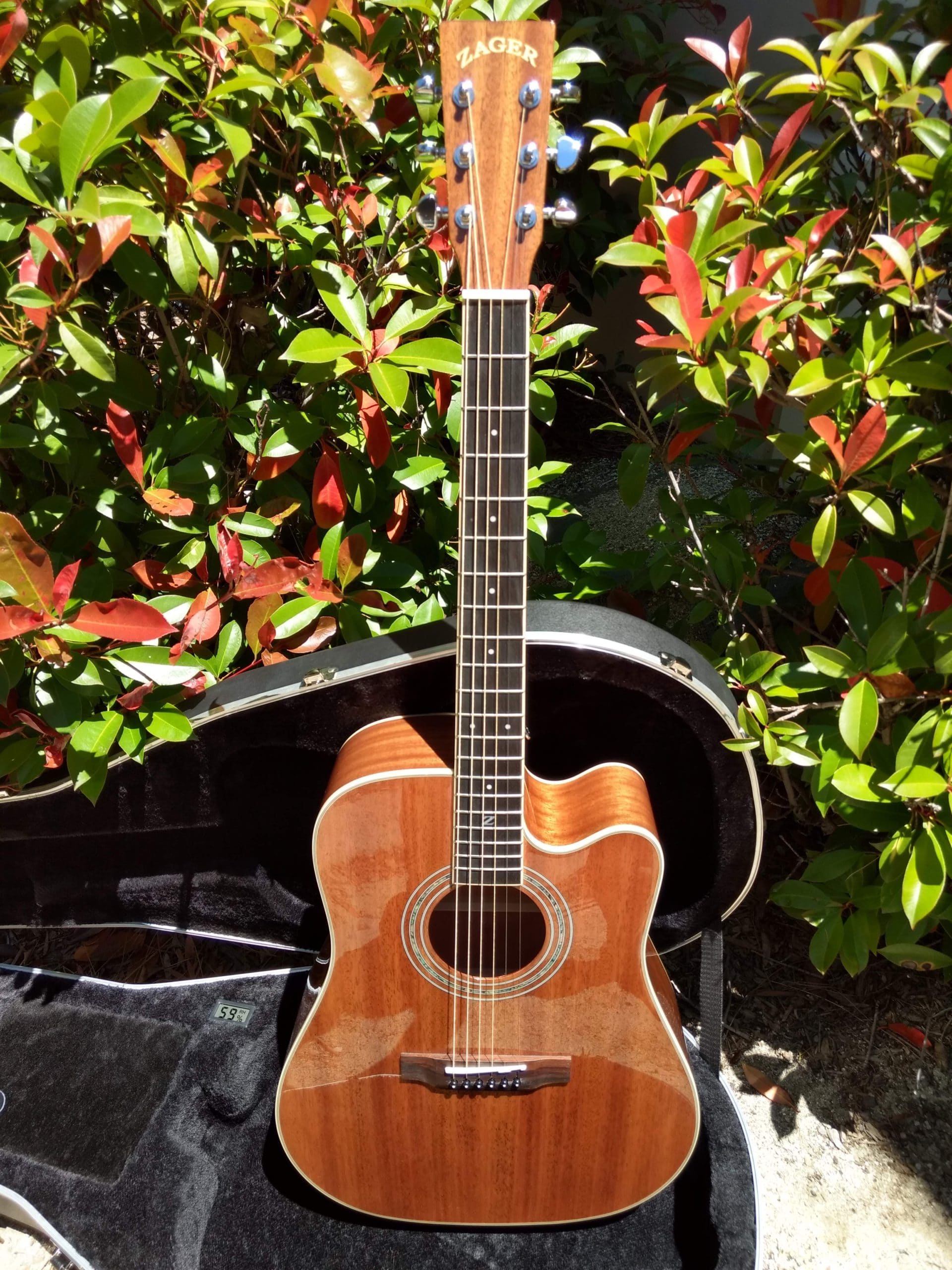 ZAD50CE Solid African Mahogany Acoustic Electric
