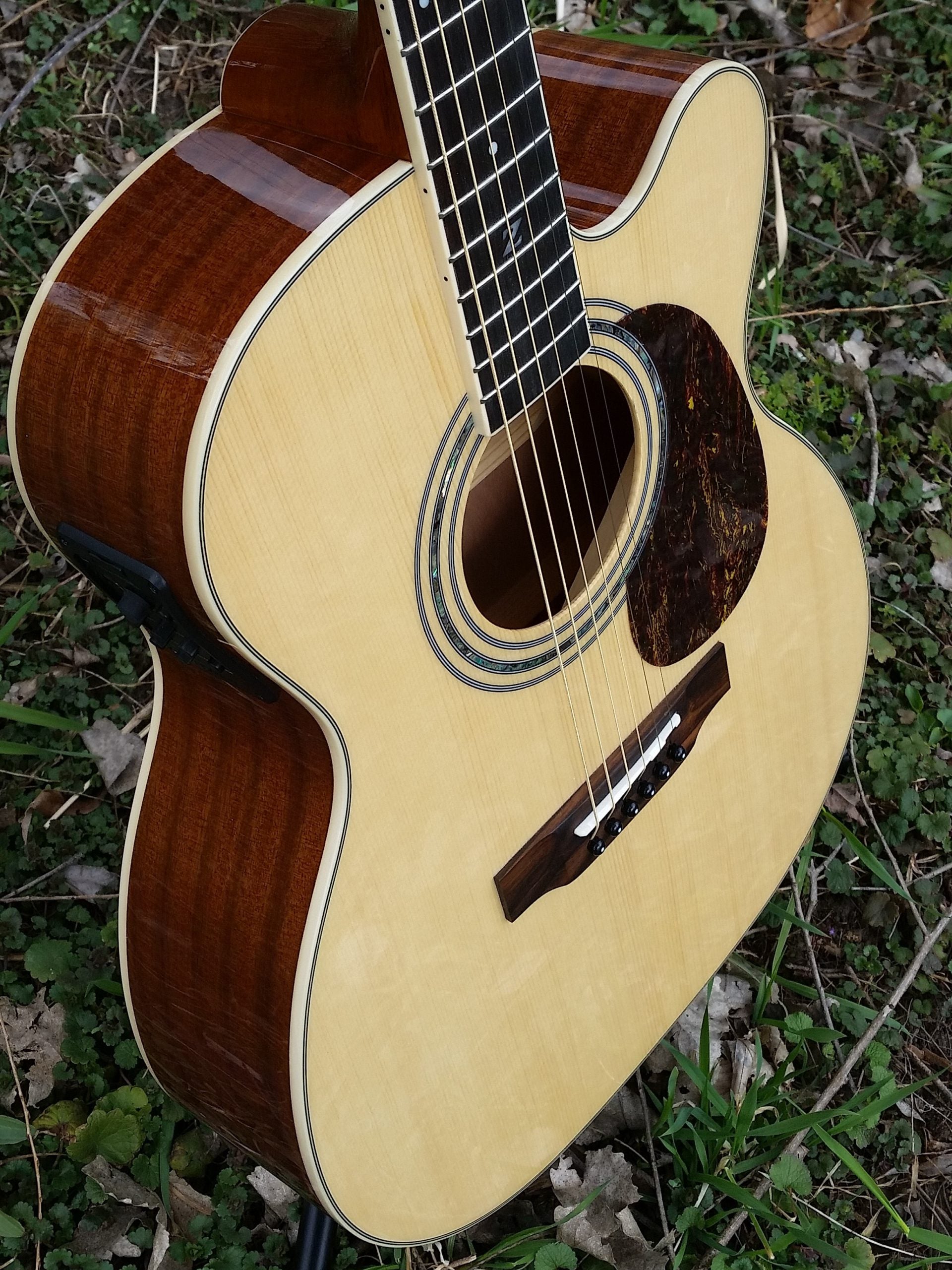 zad50ce solid spruce acoustic guitar