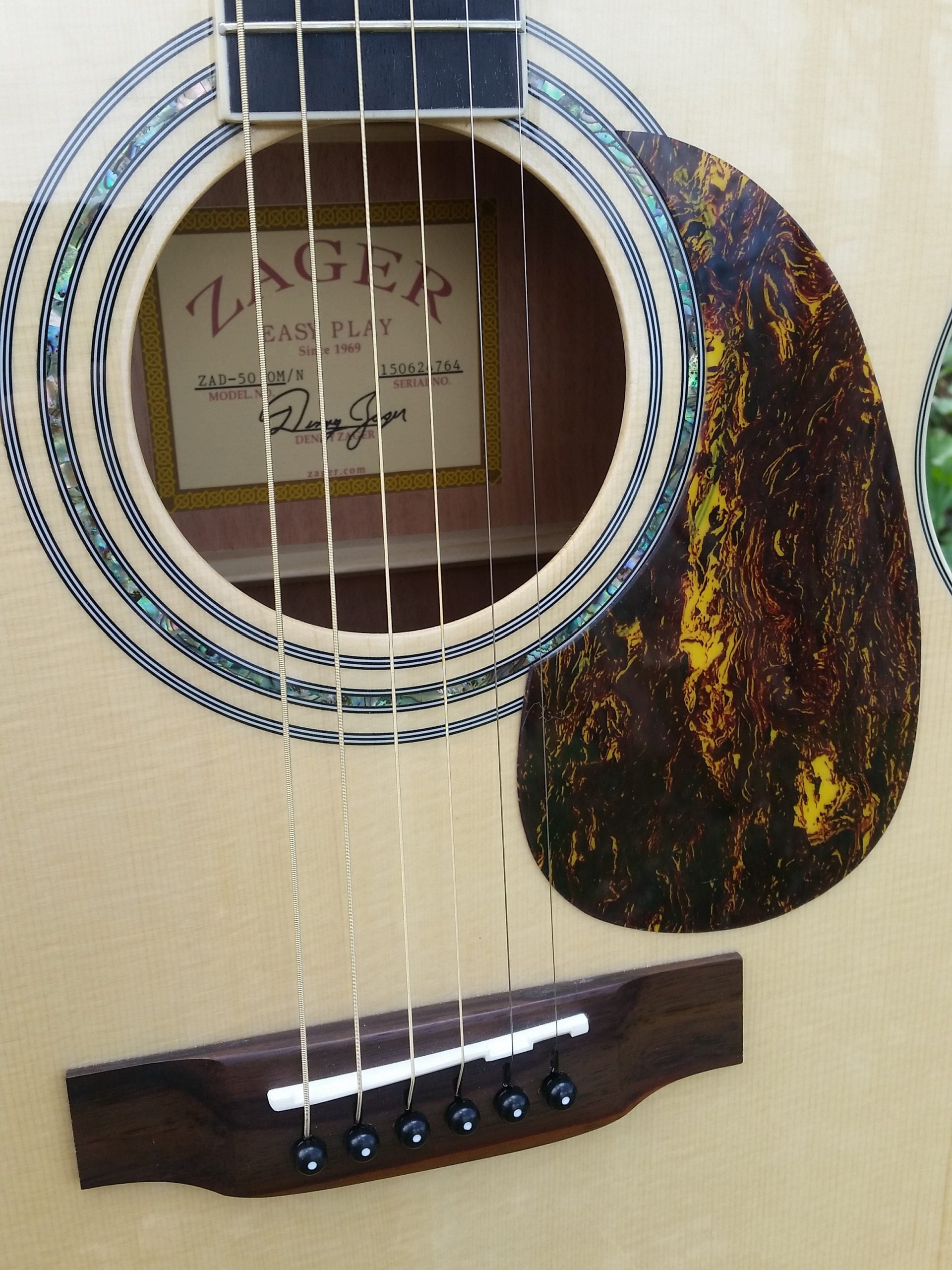 zad50 solid spruce acoustic guitar