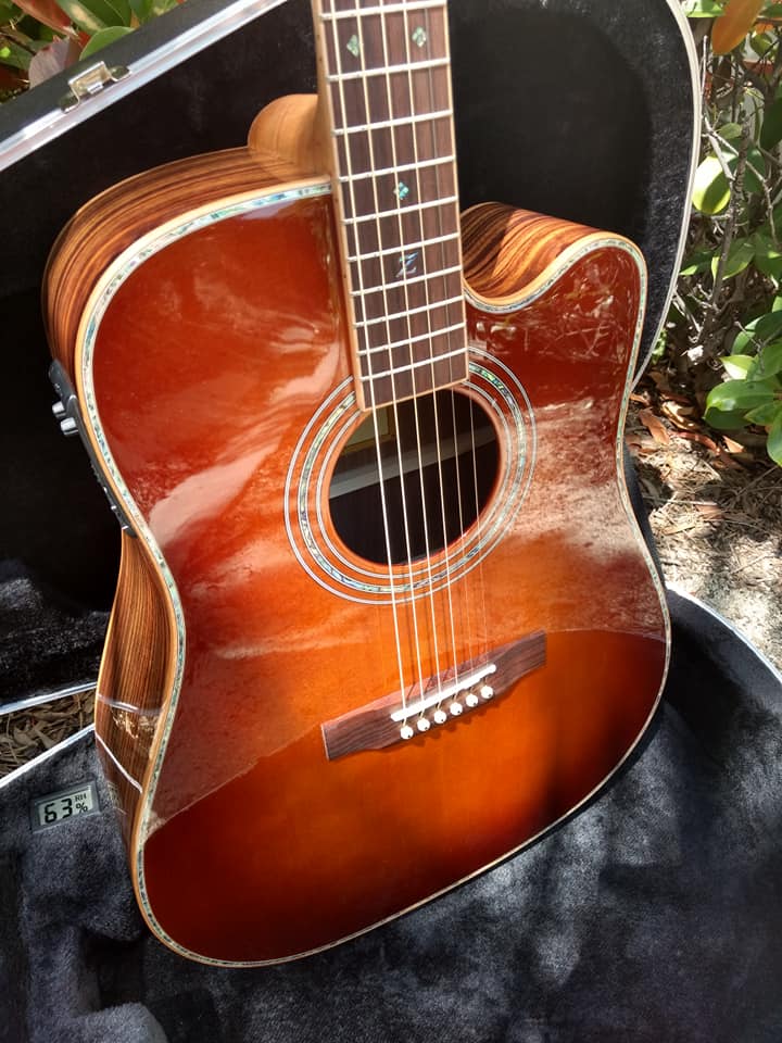 ZAD900CE Solid Spruce/Rosewood Acoustic Electric AURA 50th Anniversary Tobacco Sunburst Pro Series