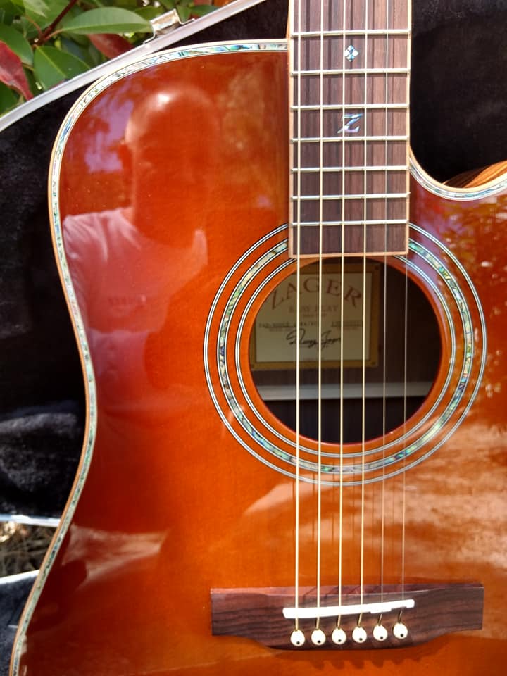 ZAD900CE Solid Spruce/Rosewood Acoustic Electric AURA 50th Anniversary Tobacco Sunburst Pro Series