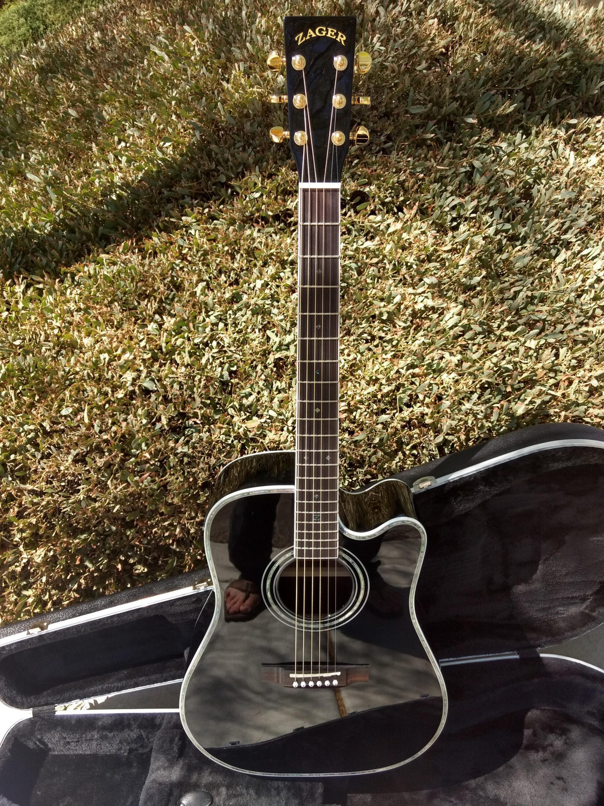 ZAD80CE Left Handed "AURA" Black Lacquer Special Edition Discount Deal Of the Day