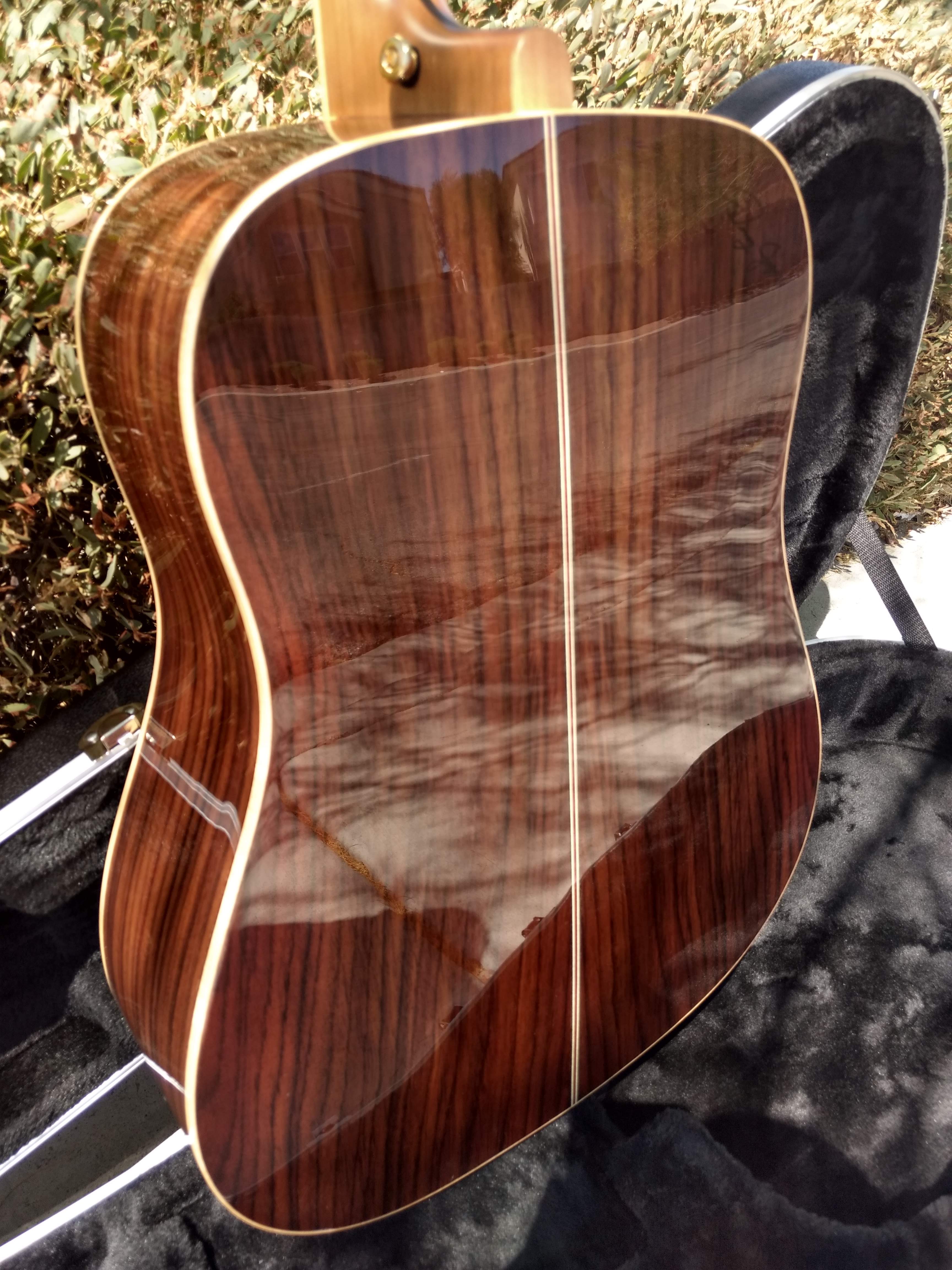 ZAD900E Solid Spruce/Rosewood Acoustic Electric AURA Pro Series Full Box