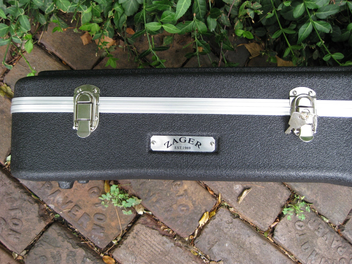 abs ultralight molded guitar case