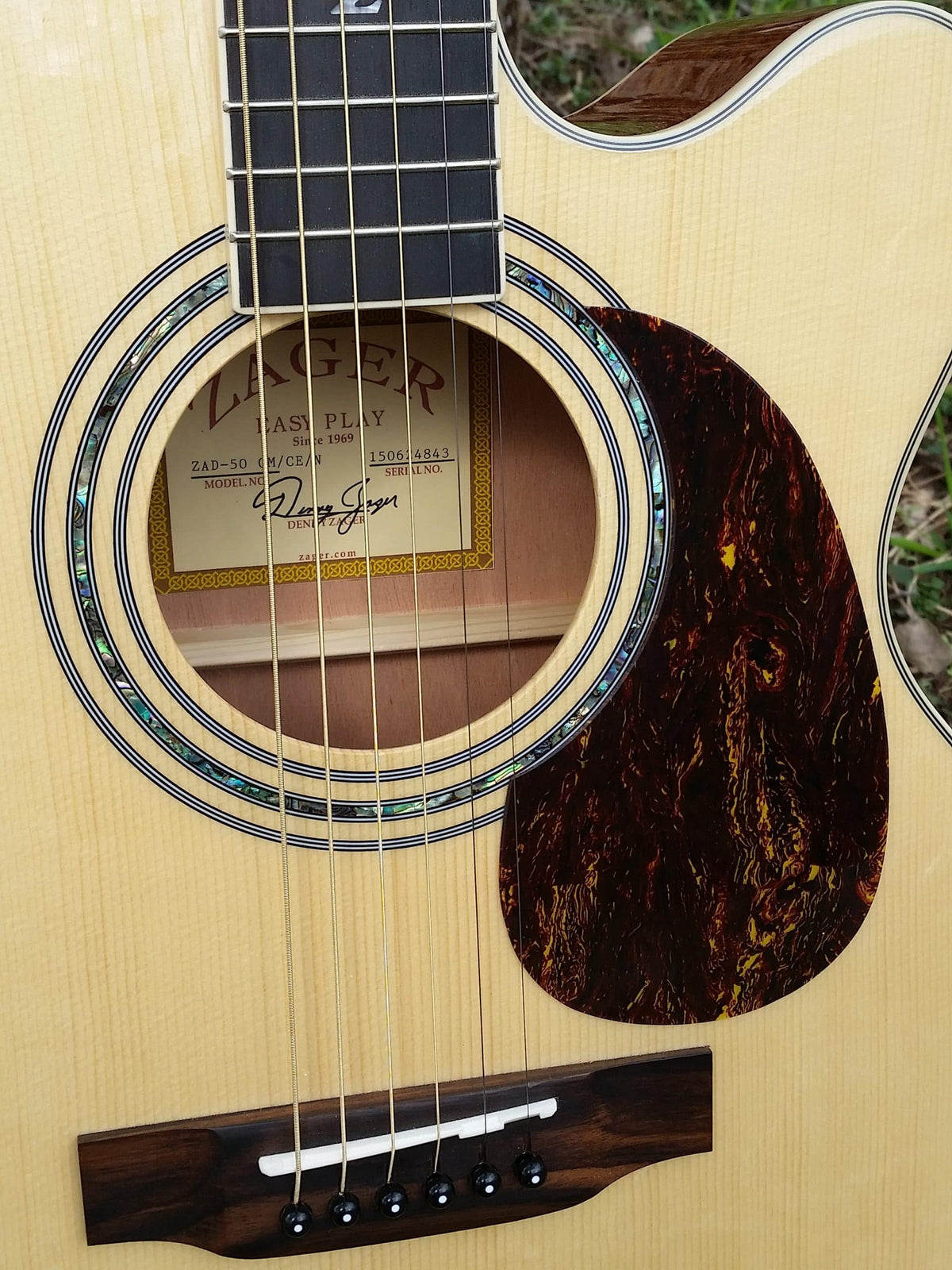 zad50ce solid spruce acoustic guitar