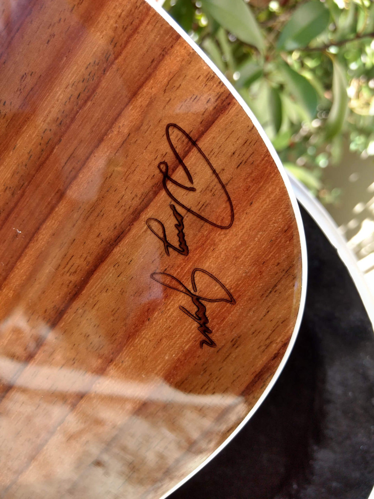 ZAD80CE Solid Cedar/Rosewood Acoustic Electric Pro Series – Limited Edition