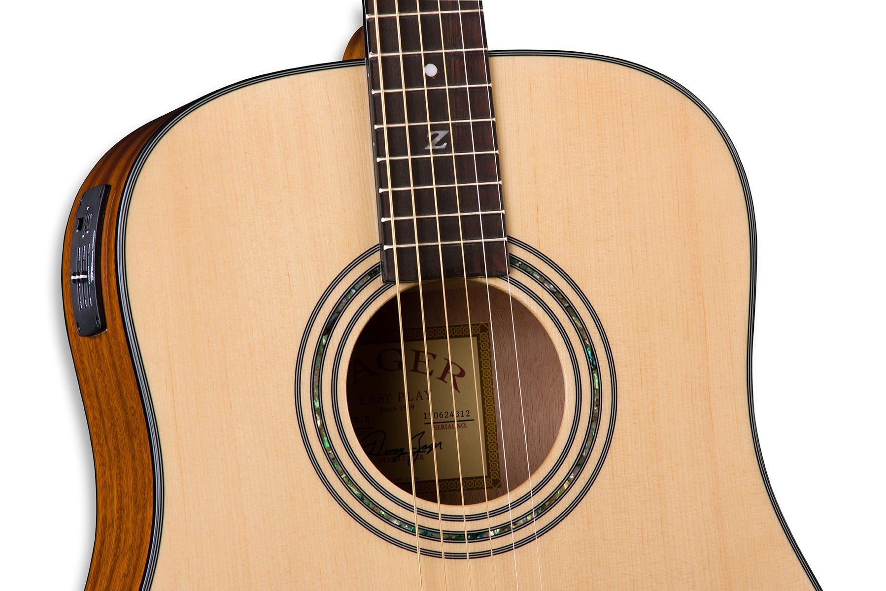 zad20e soundhole