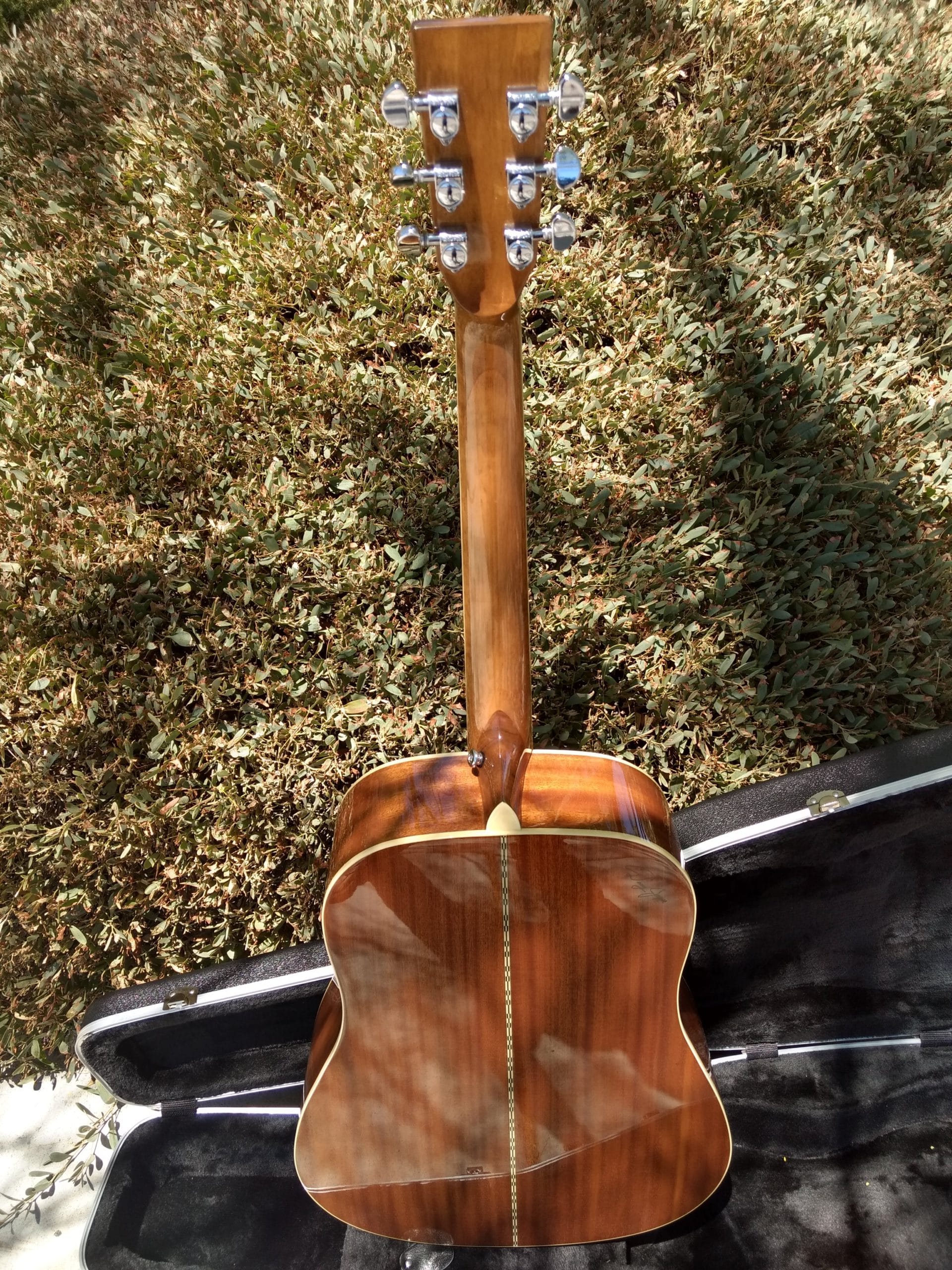 ZAD50 Solid Spruce/Mahogany Acoustic (Discount)