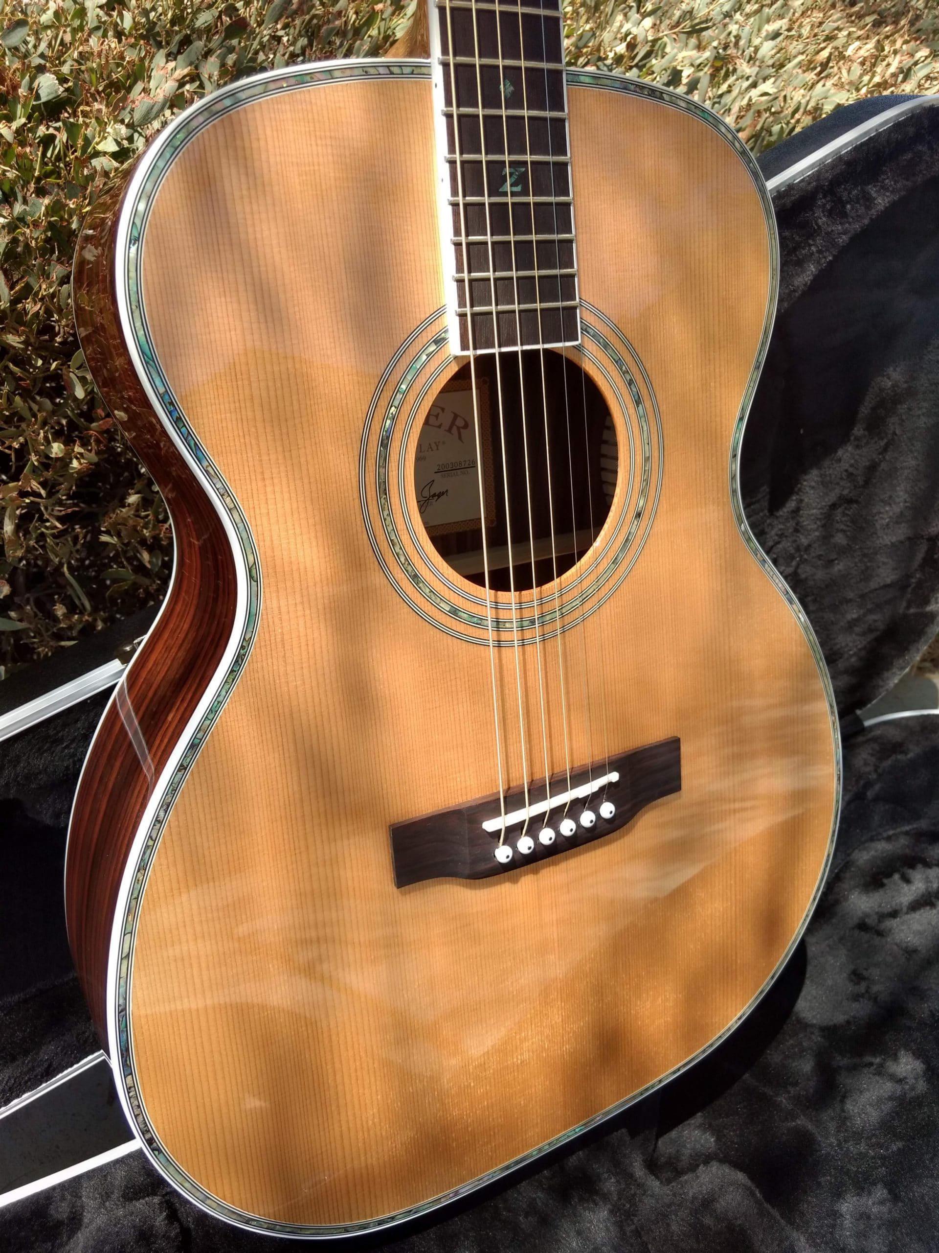 ZAD80 Solid Cedar/Rosewood Acoustic Pro Series Smaller "OM" Size (Discount)