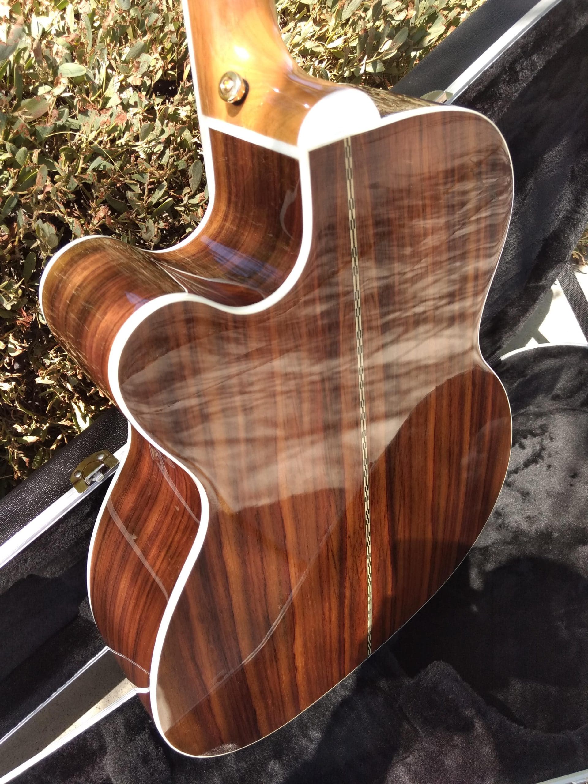 ZAD80CE Solid Cedar/Rosewood Acoustic Electric Pro Series Smaller "OM" Size (Discount)