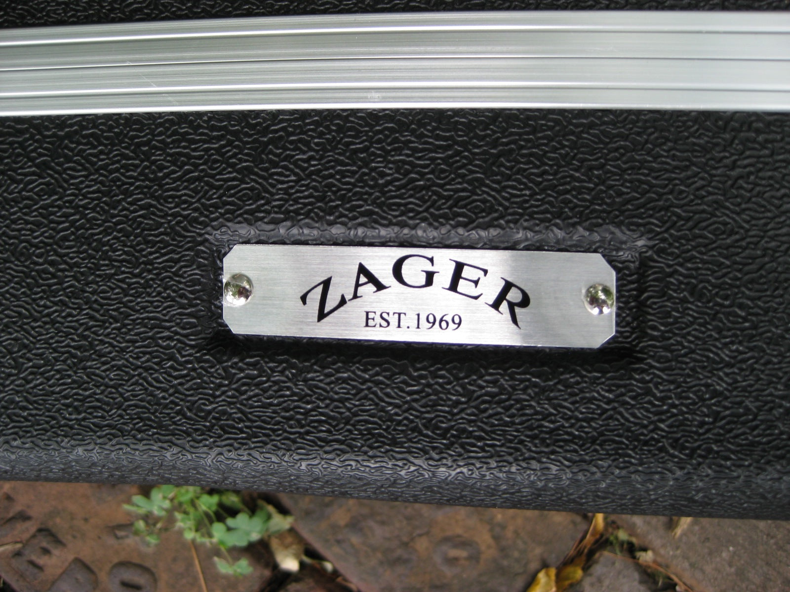 abs ultralight molded guitar case