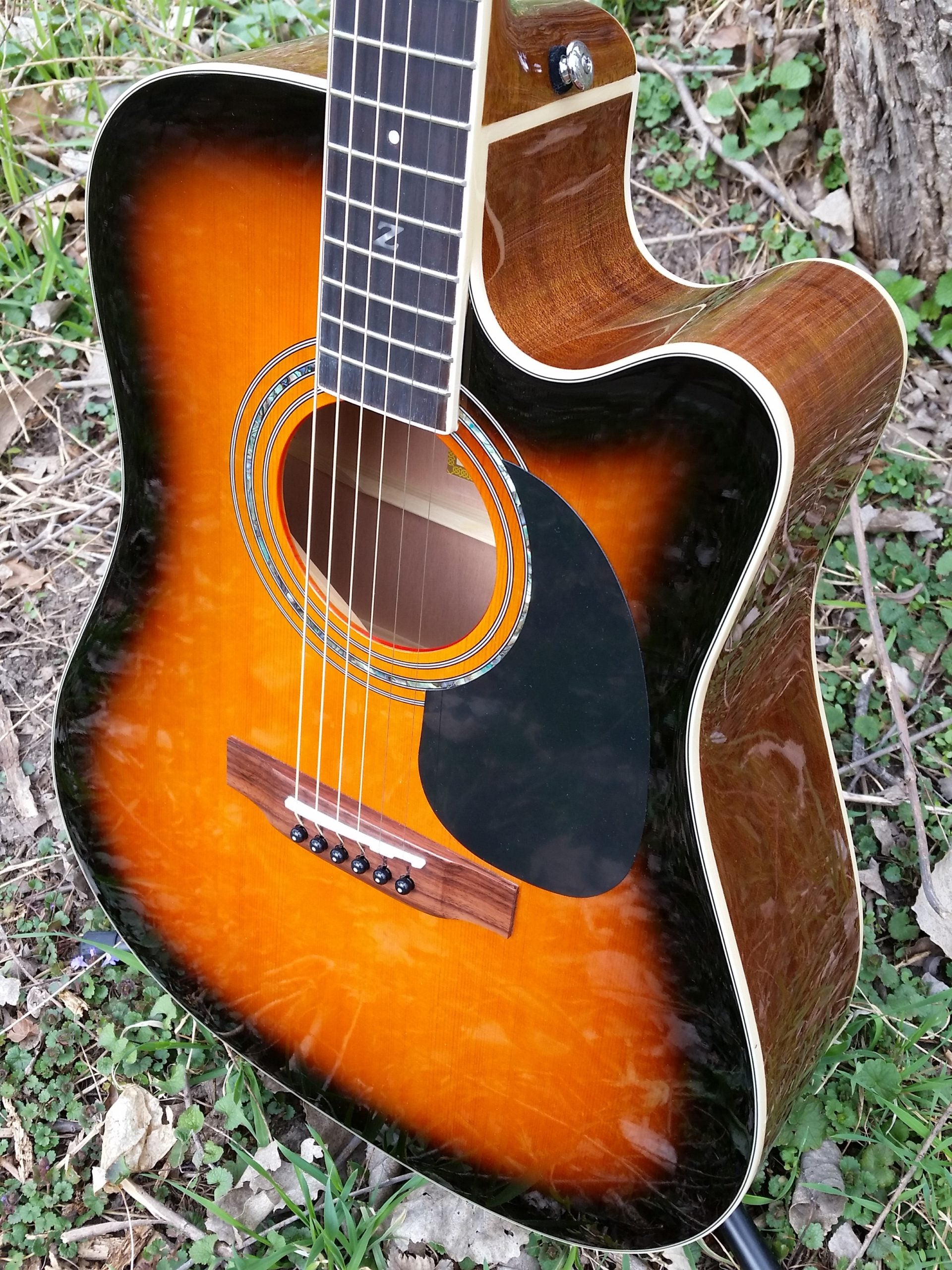 zad50ce sunburst guitar