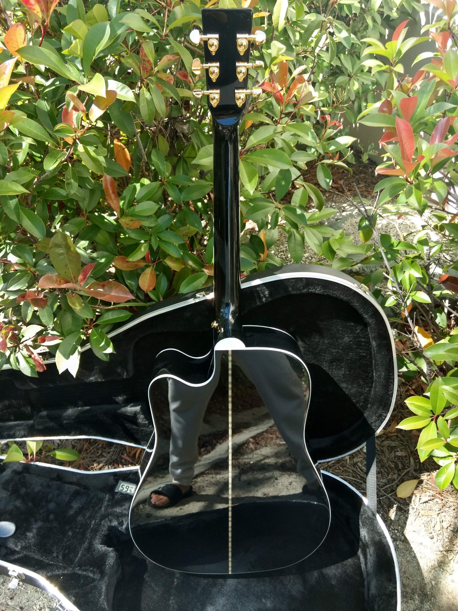 ZAD80CE "AURA" Black Lacquer Special Edition Solid Cedar/Rosewood Acoustic Electric Pro Series