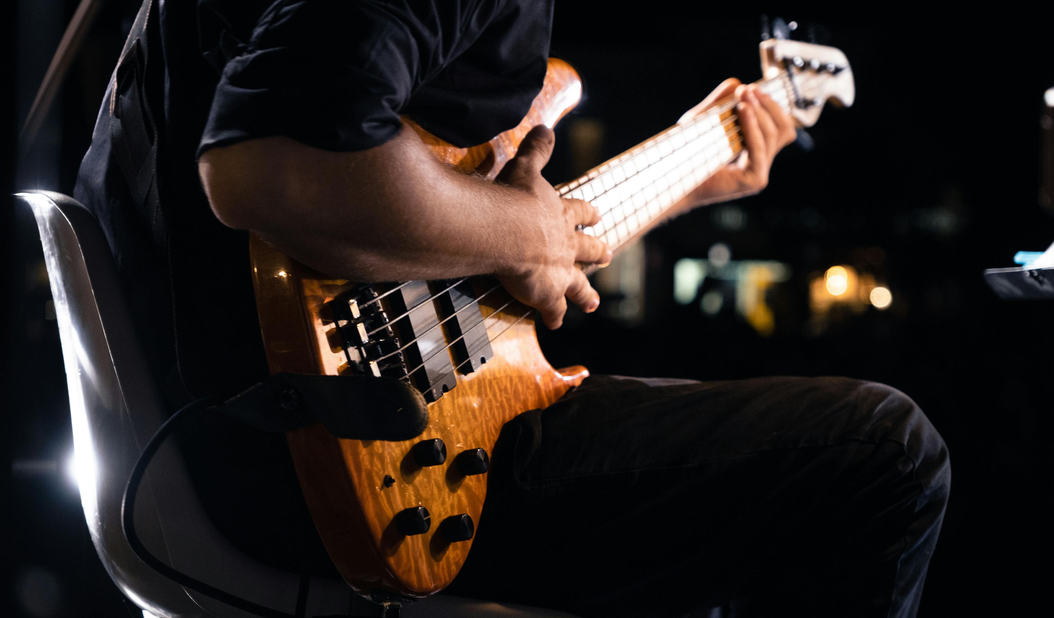 Guitar Parts: a Guide for Acoustic &amp; Electric Guitars